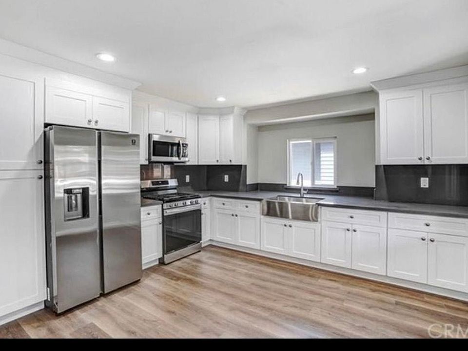 1st image of 625 W Olive St