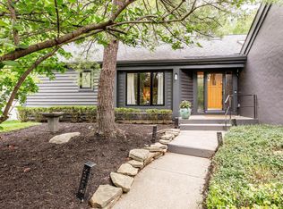 2248 Sandover Rd, Columbus, OH 43220