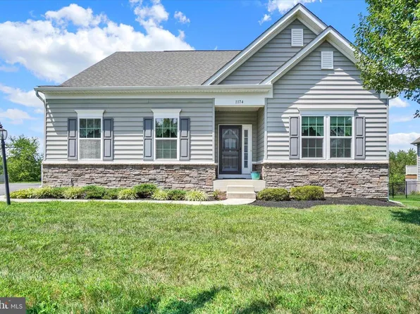 1174 Alta Vista Way, Seven Valleys, PA 17360