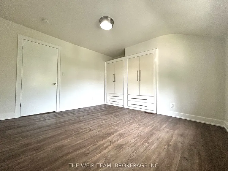 35 Rushbrooke Ave #UPPER — Photo 7