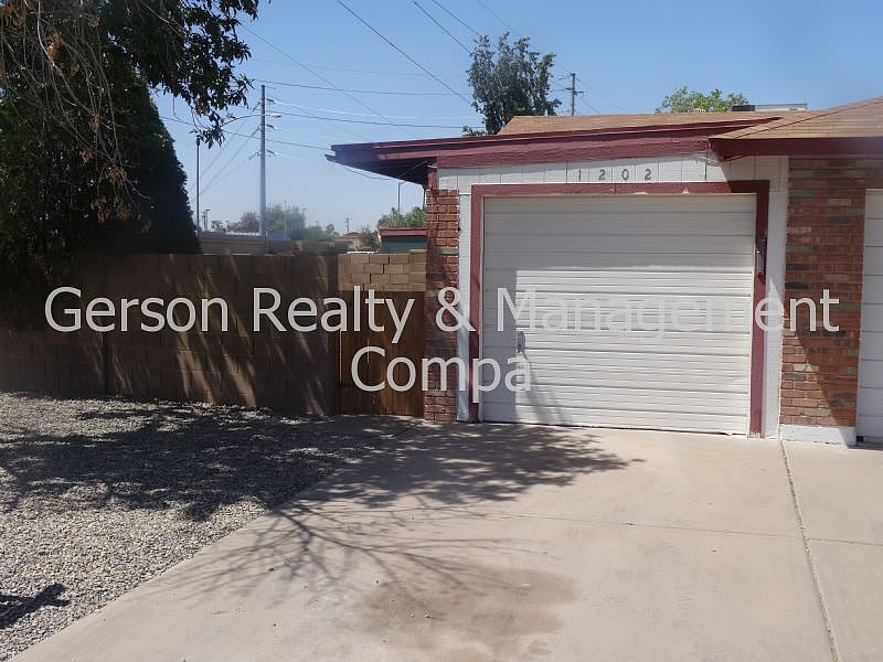 1st image of 1202 E Glade Ave
