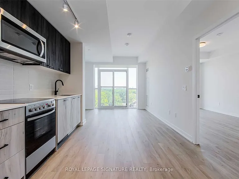 2300 Saint Clair Ave W #706 — Photo 8