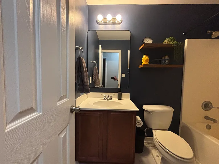 213 Molly Ct — Photo 13