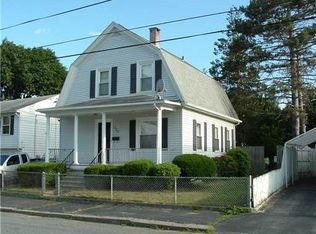 156 Oakdale Ave, Pawtucket, RI 02860