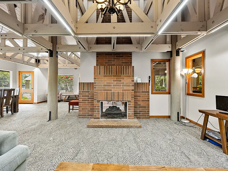 Westlakes Apartments — Photo 5