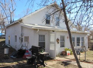 122 E Jefferson School Rd, Glendive, MT 59330