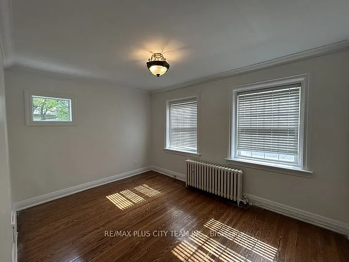 1745 Bathurst St #1 — Photo 11