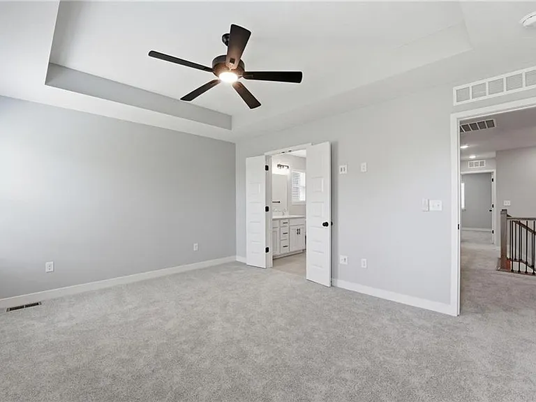 707 Glenn Cir — Photo 28