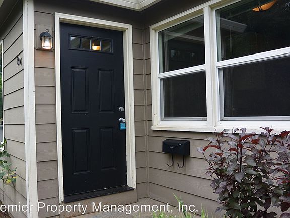 3rd image of 3600 E Evergreen Blvd