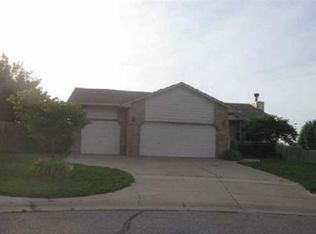 1913 E Summerwood Ct, Goddard, KS 67052