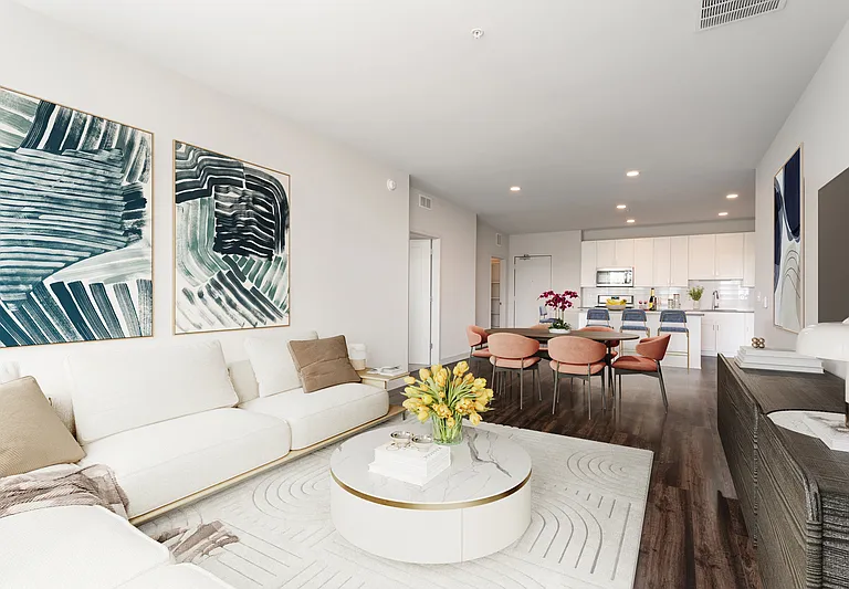 Viking Lakes Residences — Photo 1