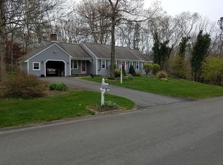 7 Southfield Ln, Sandwich, MA 02563