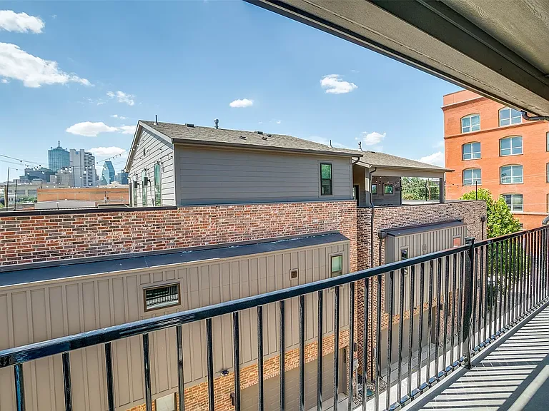 1552 Cosette Dr — Photo 16