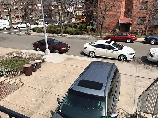 Rented by 18 REALTY | media 34