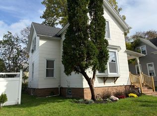 102 Post Ave, Rochester, NY 14619