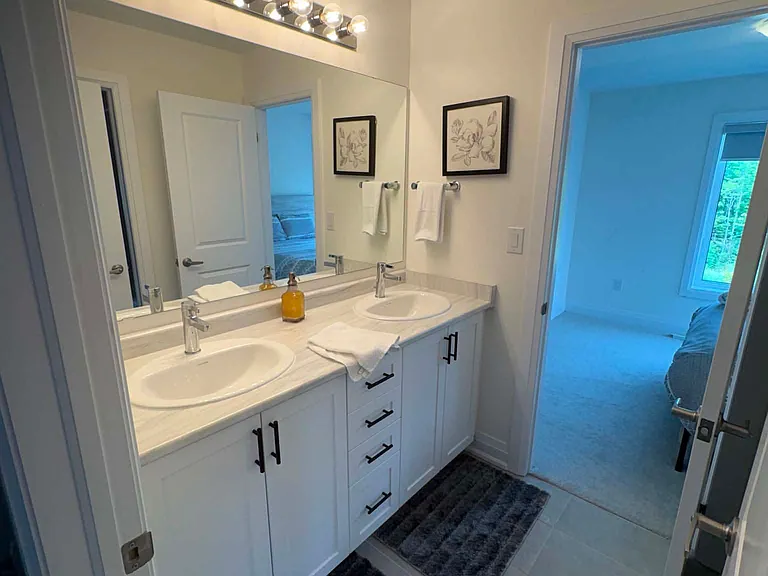 218 Mapleside Dr #UPPER — Photo 21