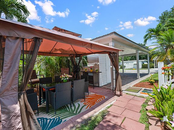 5th image of 2555 Meadow Ln W Boulevard #41