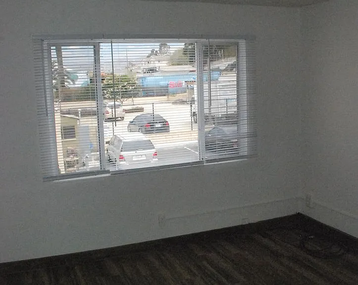 158 N Ventura Ave — Photo 9