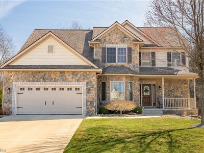 6068 Quarry Lake Dr SE, East Canton, OH, 44730