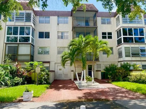 1681 NW 70th Avenue #317, Plantation, FL 33313