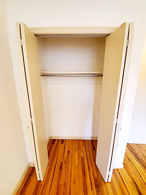 Rented by Metro Garden Realty NYC | media 27