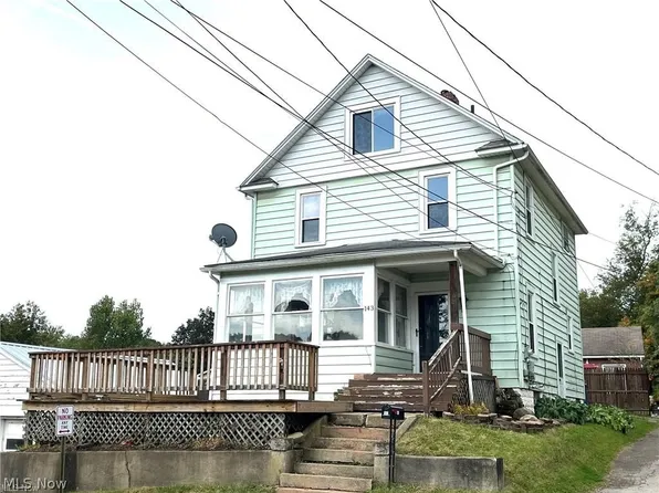 143 S Walnut St, East Palestine, OH 44413