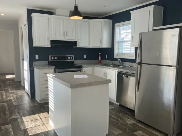 849 Henderson Ave #37, Washington, PA 15301