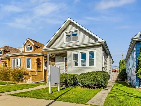 6330 W Warwick Ave, Chicago, IL 60634