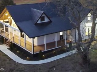 1545 Slover Springs Rd, Dandridge, TN 37725