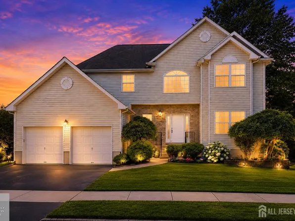26 Carter Dr, Old Bridge, NJ 08857