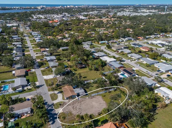 2209 Cass St #22, Sarasota, FL 34231