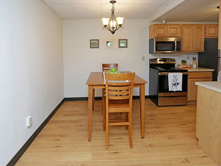 4877 W Arrowhead Rd — Photo 12