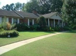 917 Pinecrest Dr, Jonesboro, AR 72401