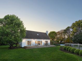 16A Montauk Hwy, Westhampton, NY 11977