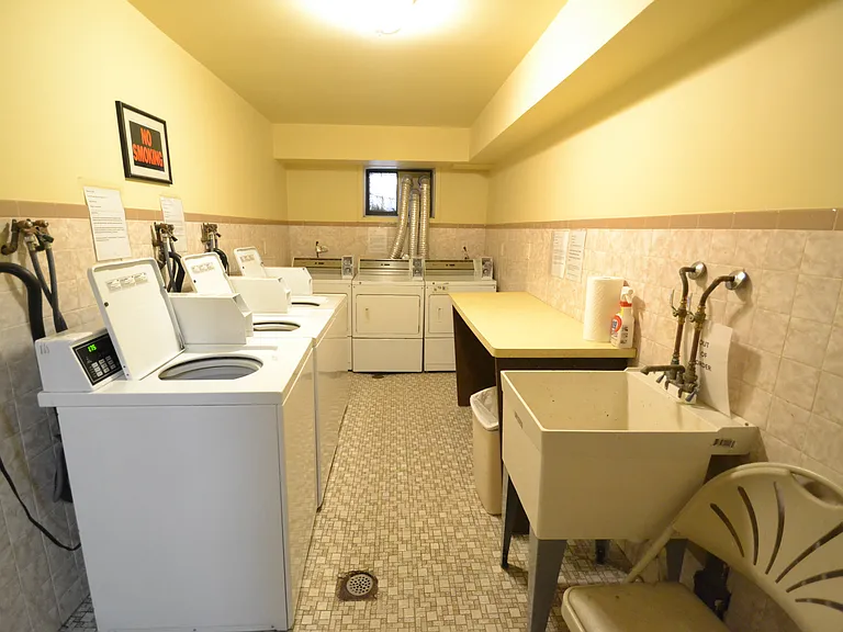 121 Grove St #3 — Photo 13