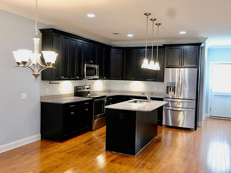 10220 Vanguard Pkwy — Photo 19