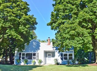 1348 S 95th St, West Allis, WI 53214
