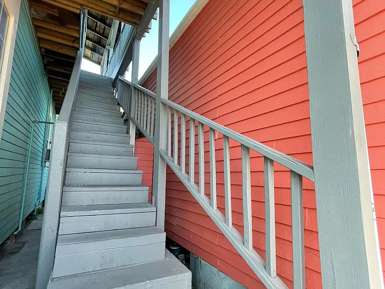3437 Freret St — Photo 37
