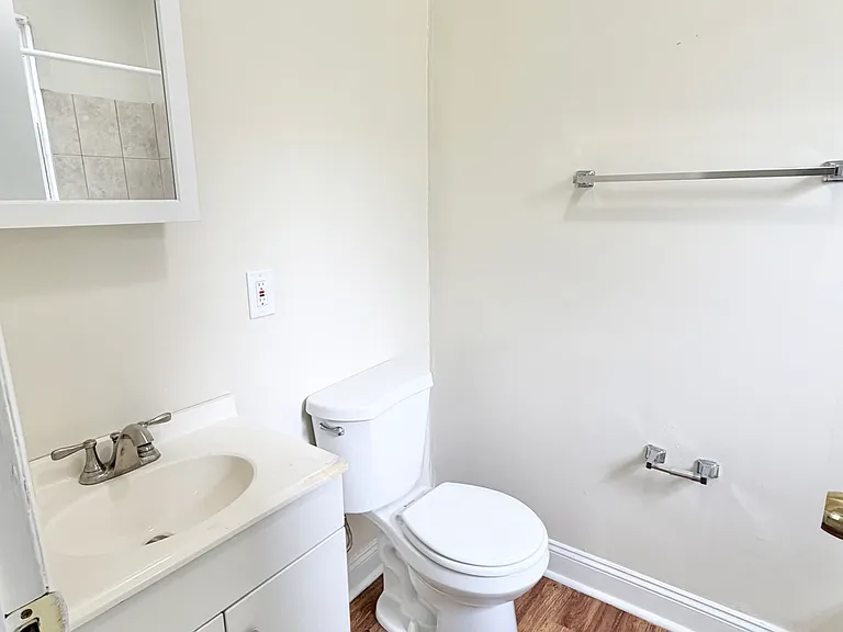 4912 Nash St NE #6 — Photo 7