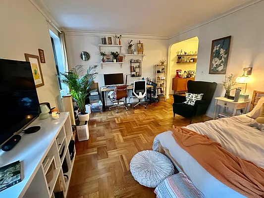 Rented by Carol T. Marino, LREB | media 12