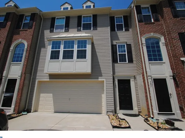 305 Nathan Dr #305, Cinnaminson, NJ 08077