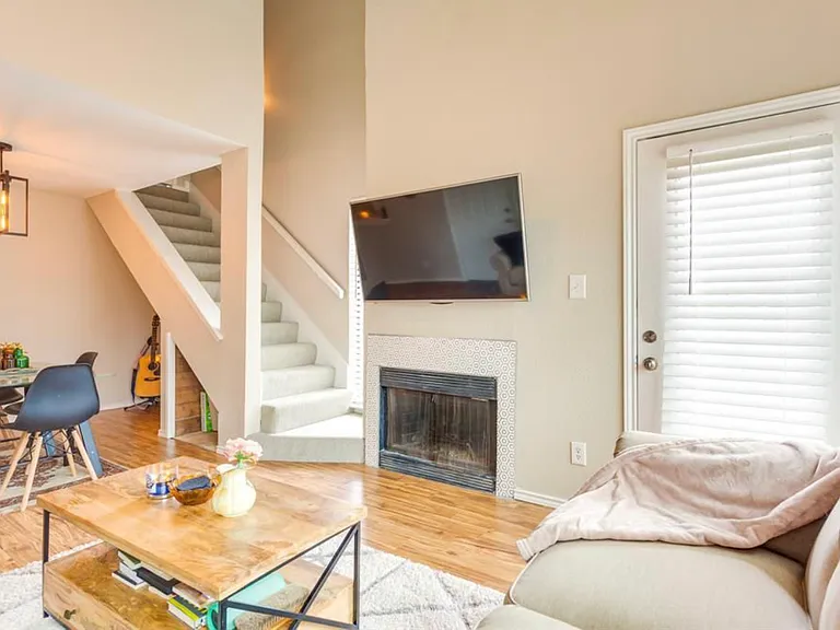3121 Sondra Dr #206 — Photo 9