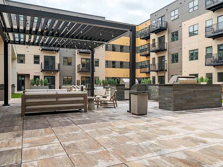 Karrick Apartments — Photo 30