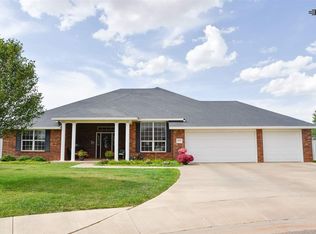 2220 Curlew Pl, Clovis, NM 88101