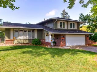 1166 22nd St, West Des Moines, IA 50265