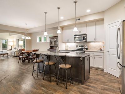 8800 Upper 7th Pl N, Lake Elmo, MN, 55042