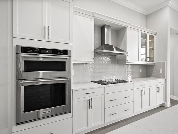 6th image of this home