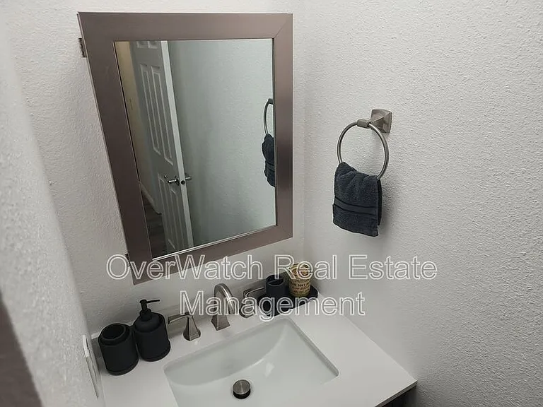 4620 Reka Dr #B22 — Photo 6