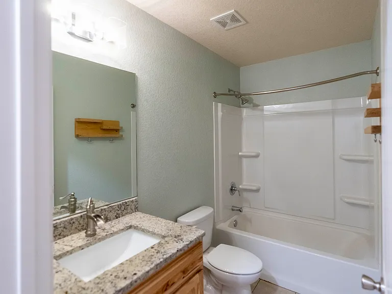 1015 Twin Deer Ln — Photo 12