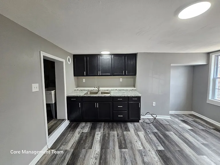2624 Stella St — Photo 13